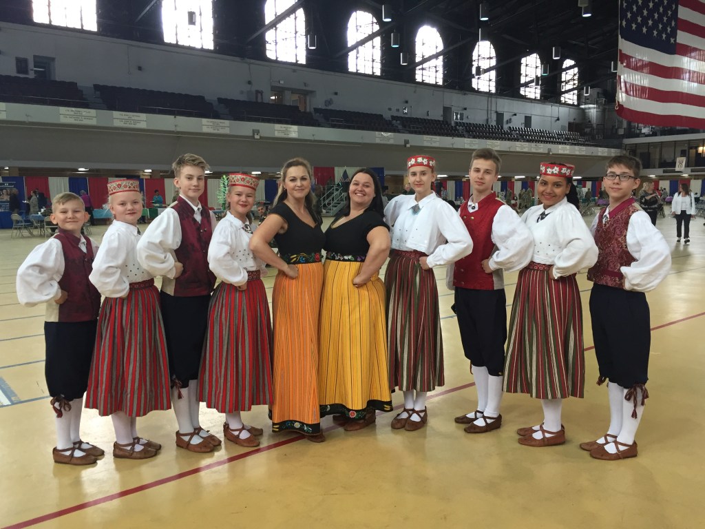 The Kabujalake folk dance group dressed in traditional "rahvariided" or folk costume. 